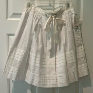 Odille white 100% cotton lined skirt. Size medium